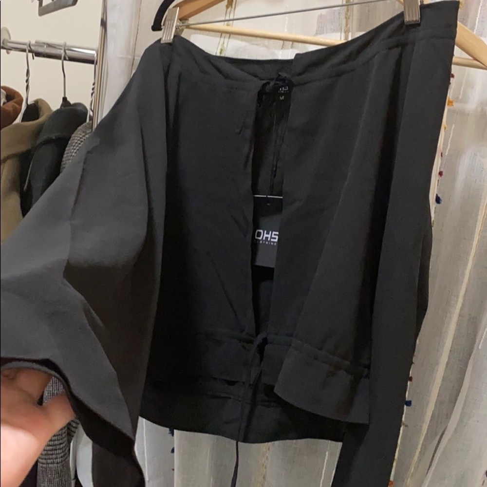 OHS black open front off shoulder top